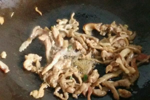 茭白炒里脊肉丝的做法图解6