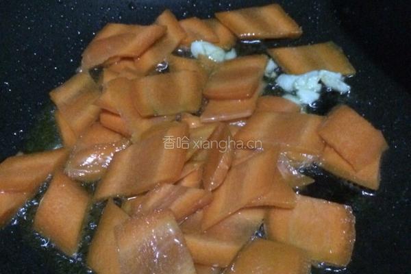 茭白胡萝卜的做法图解3