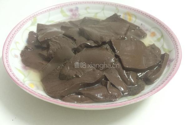 韭菜花毛血旺的做法图解2