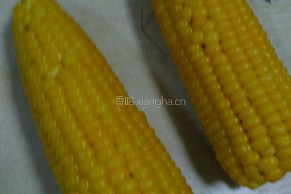 脆皮玉米的做法图解1