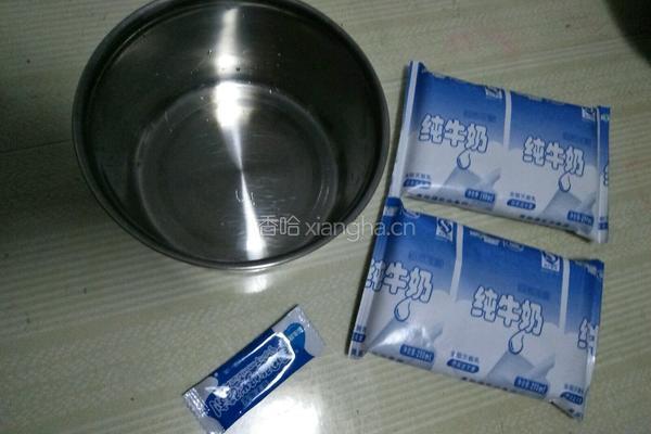 香蕉酸奶的做法图解1