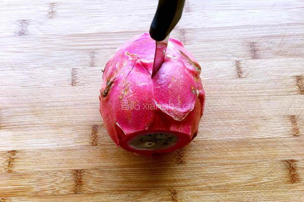 火龙果莲花果盘的做法图解5