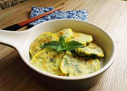 芹菜鸡蛋小饼