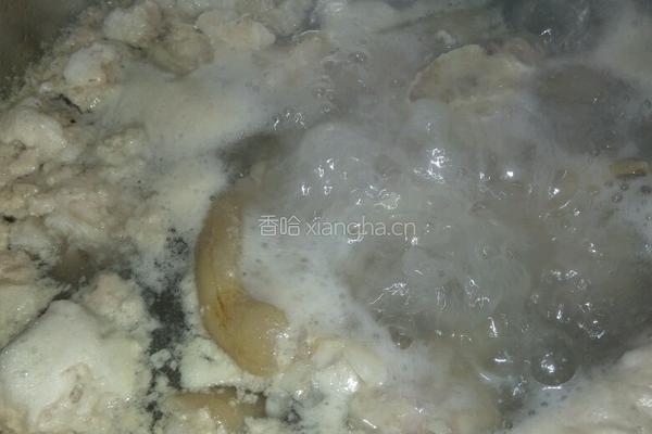 核桃花生炖猪蹄的做法图解3