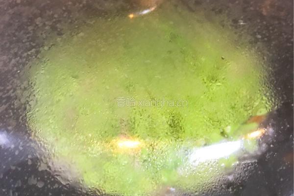 腊豆干炒毛豆的做法图解5