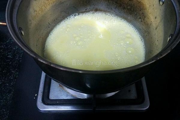 法式奶油霜包包蛋糕的做法图解2