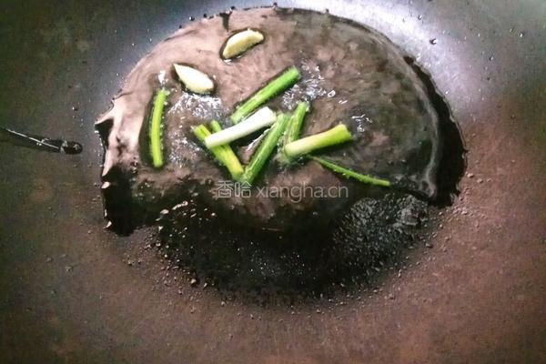 黄瓜炒肉的做法图解3