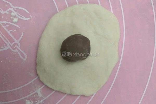 松软豆沙小餐包的做法图解6