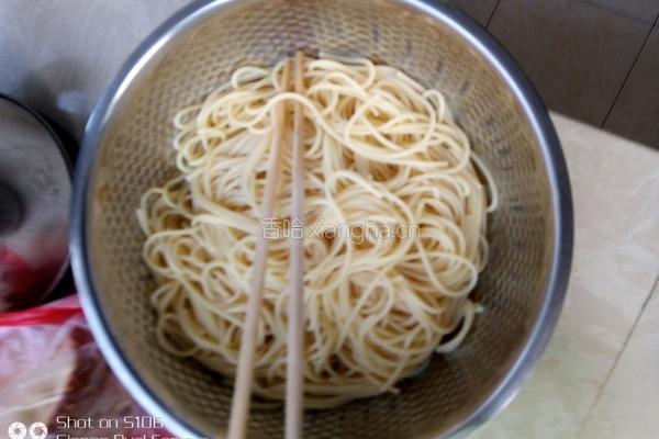 培根意大利面的做法图解1