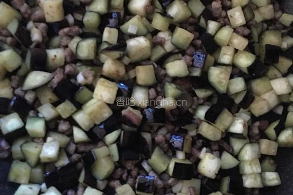 茄丁肉丝面的做法图解3