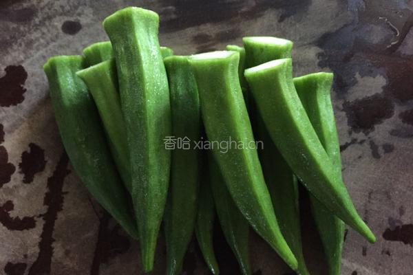 秋葵炒肉的做法图解3