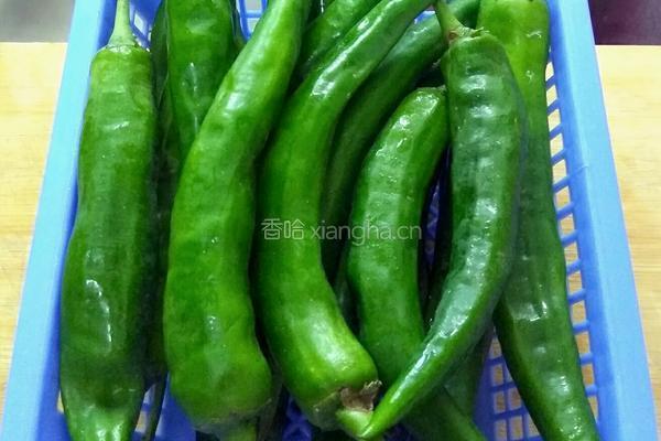 农家小炒肉的做法图解1