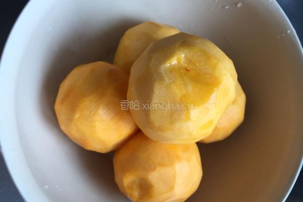 黄桃罐头的做法图解2