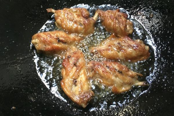 香酥鸡翅的做法图解6