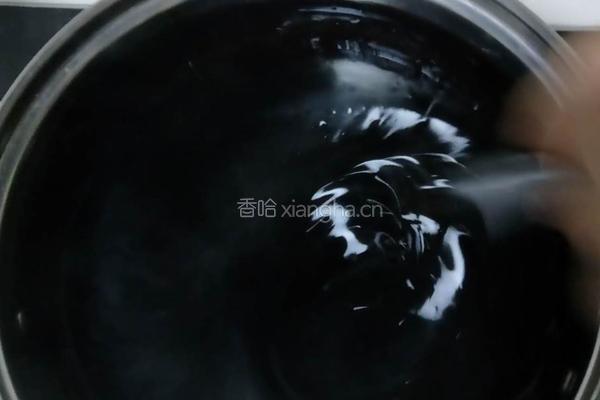 自制黑凉粉的做法图解5
