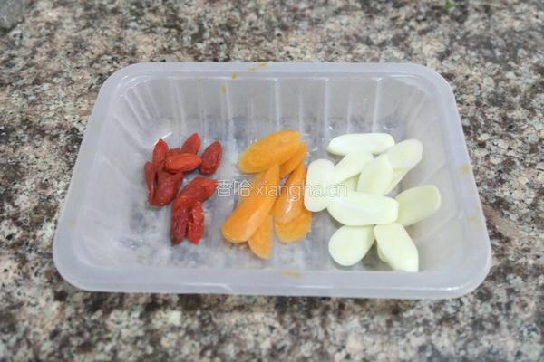 上汤豆苗的做法图解3