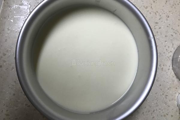 好吃不腻的榴莲慕斯的做法图解8