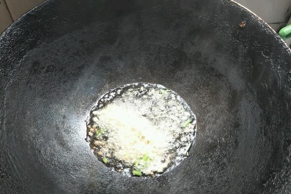 玉米炒米饭的做法图解4