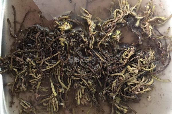 香辣菱角菜的做法图解2