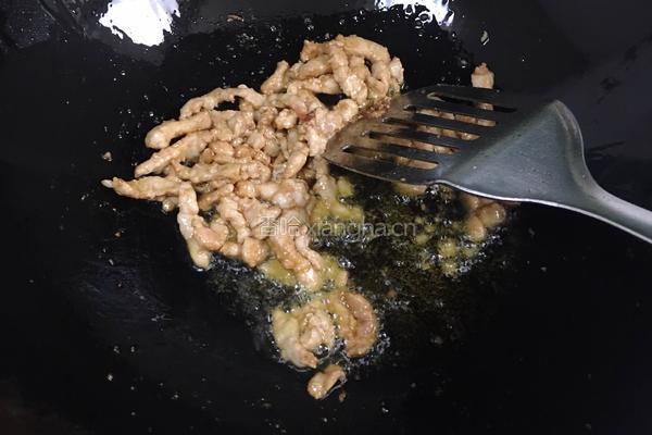 芹菜豆干炒肉丝的做法图解2