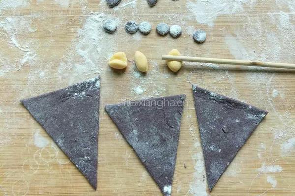 企鹅宝宝豆沙包的做法图解6