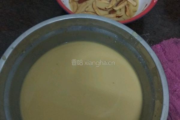 椰汁千层糕的做法图解2