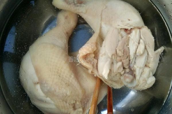 香辣口水鸡腿的做法图解1