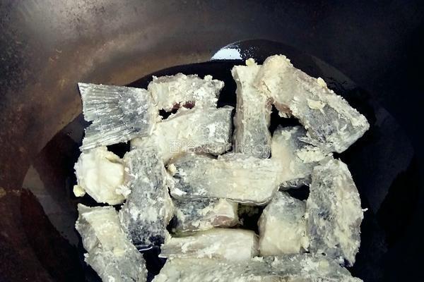 家常红烧鳙鱼块的做法图解6