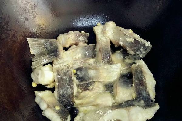 家常红烧鳙鱼块的做法图解7
