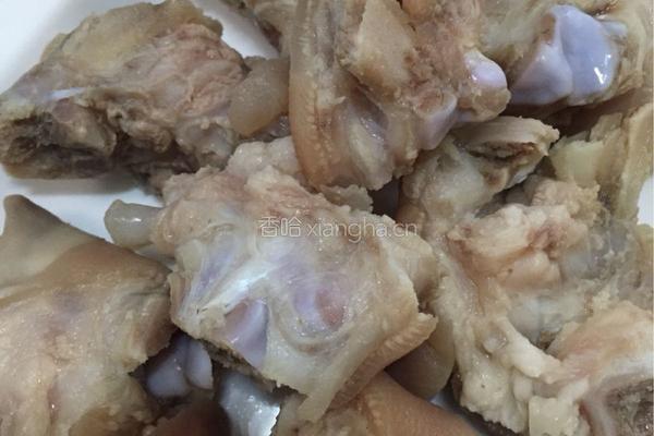 黄豆烧猪蹄的做法图解4