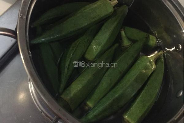 家常秋葵的做法图解1