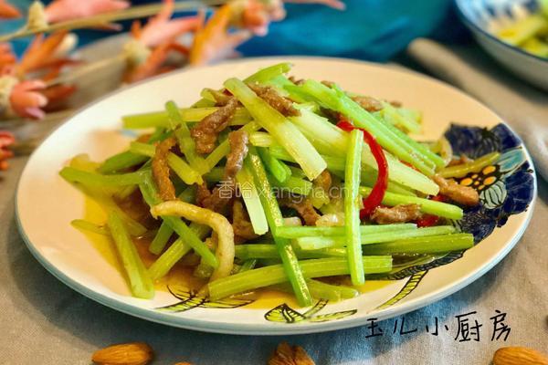 芹菜肉丝的做法图解7