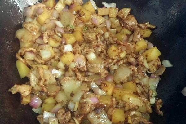 咖喱土豆肉片的做法图解12