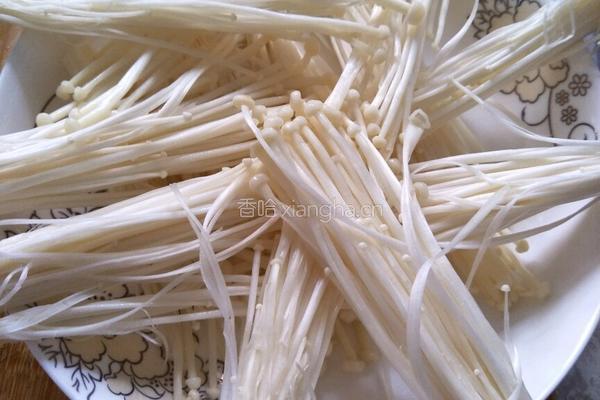 培根金针菇卷的做法图解2