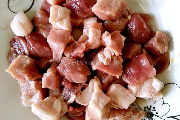 溜肉段的做法图解2