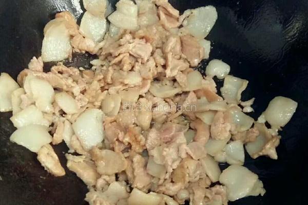 木耳炒肉片的做法图解6