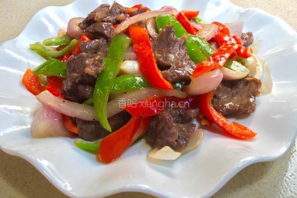双色椒爆牛肉的做法图解7
