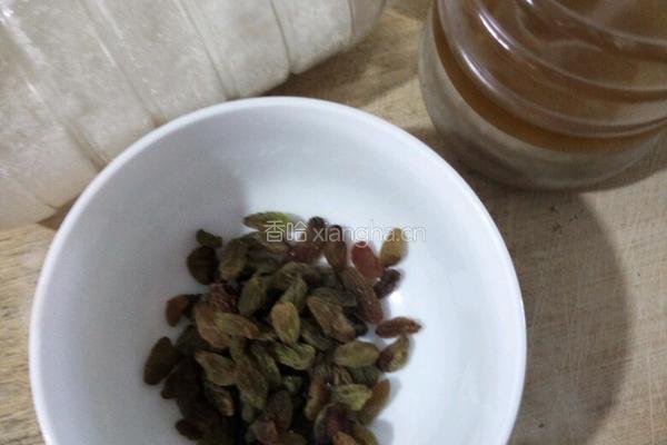 干葡萄糖的做法图解1