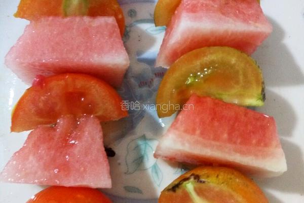 西瓜西红柿串（水果串）的做法图解6