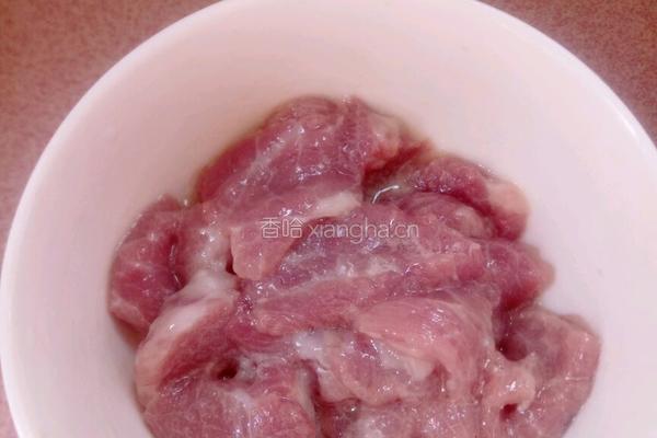 瘦肉时蔬汤的做法图解2