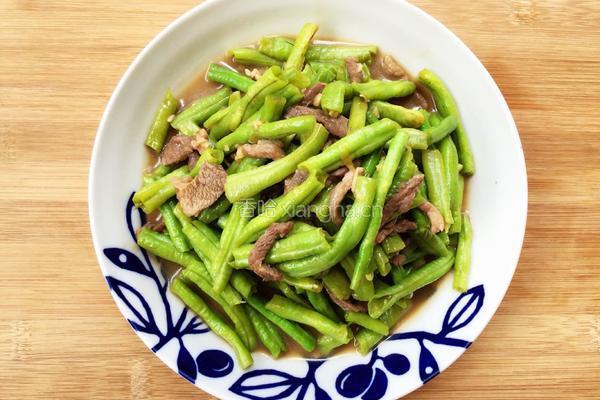 豇豆炒肉丝的做法图解8