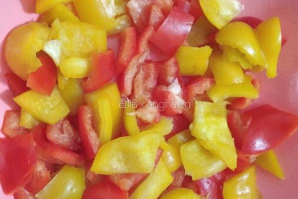 彩椒炒牛腩的做法图解4