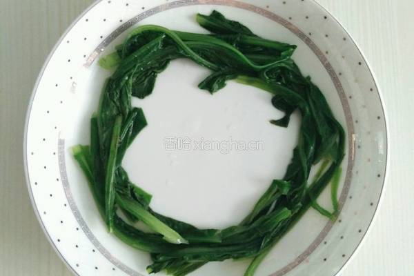 香菇油麦菜的做法图解3