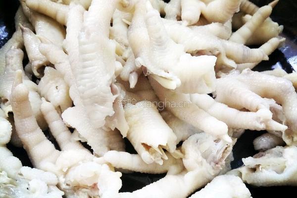 自制泡鸡脚的做法图解1
