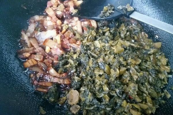 腊肉 酸菜面条的做法图解6