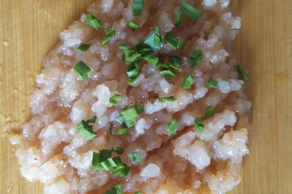 韭菜虾仁饺子的做法图解3