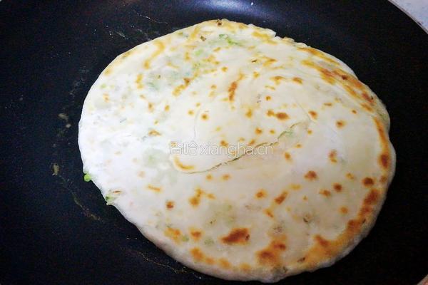 油渣葱饼的做法图解15