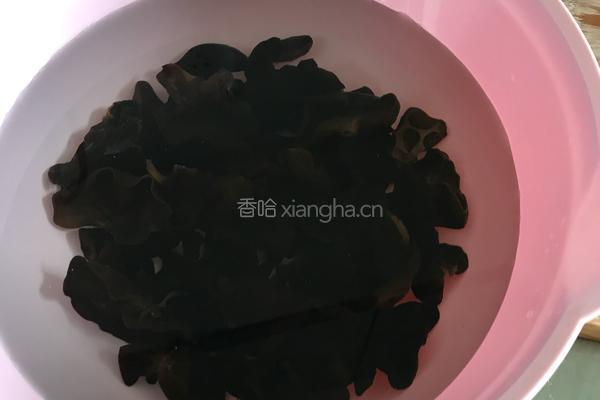 木耳炒山药的做法图解3