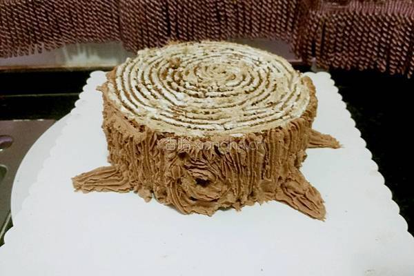 巧克力树桩蛋糕的做法图解10