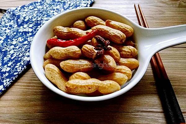 煮五香花生的做法图解4